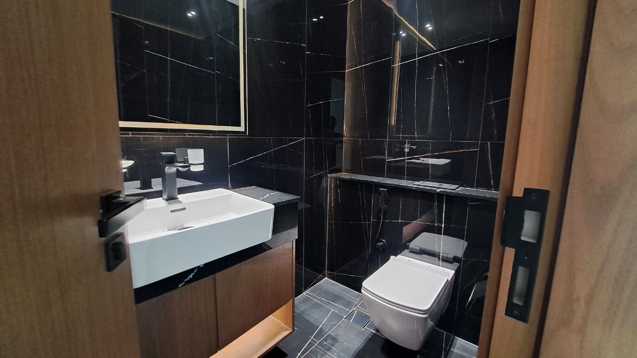 09e5d1aa-2952-48a4-97d7-4e94a3c449ed