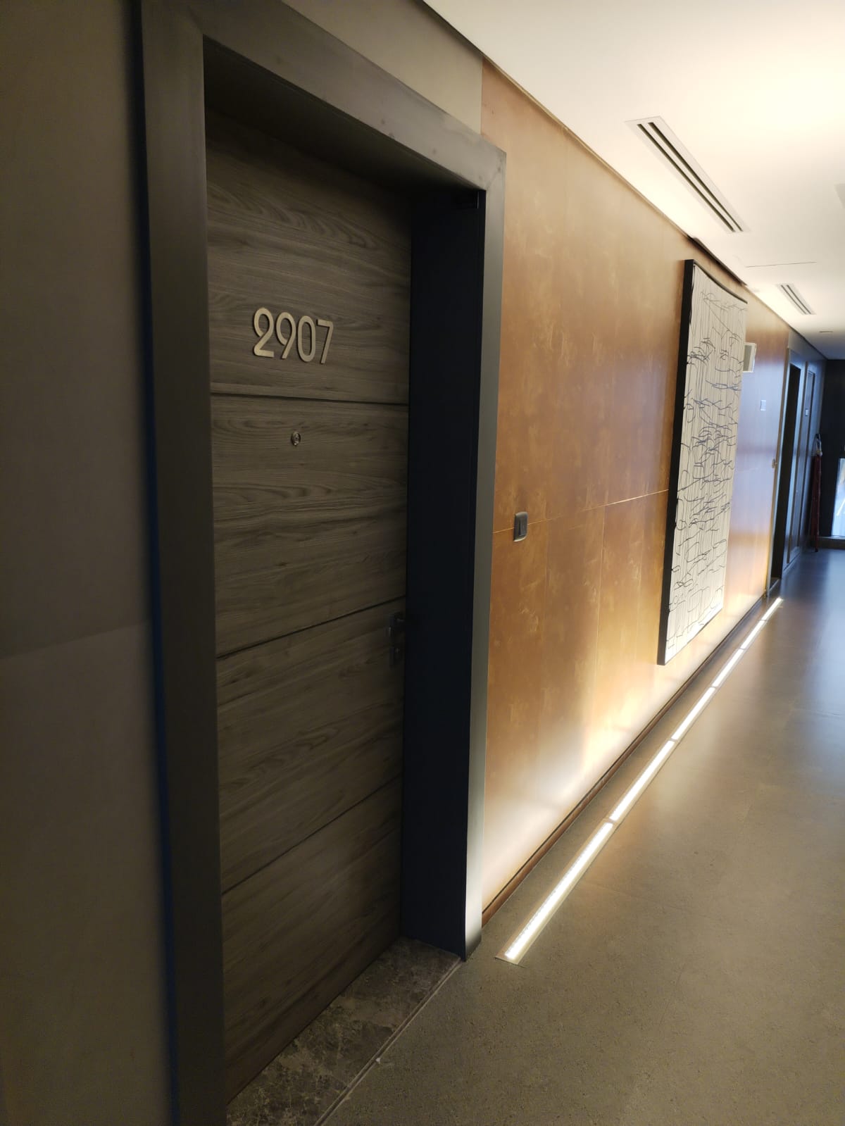 0c06ec5c-9523-41aa-b01b-28828e74d8d5