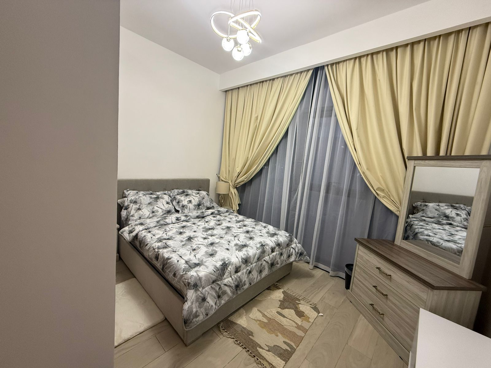 3c5b3358-f0c6-4b9c-a9e6-cb3a5f82e994