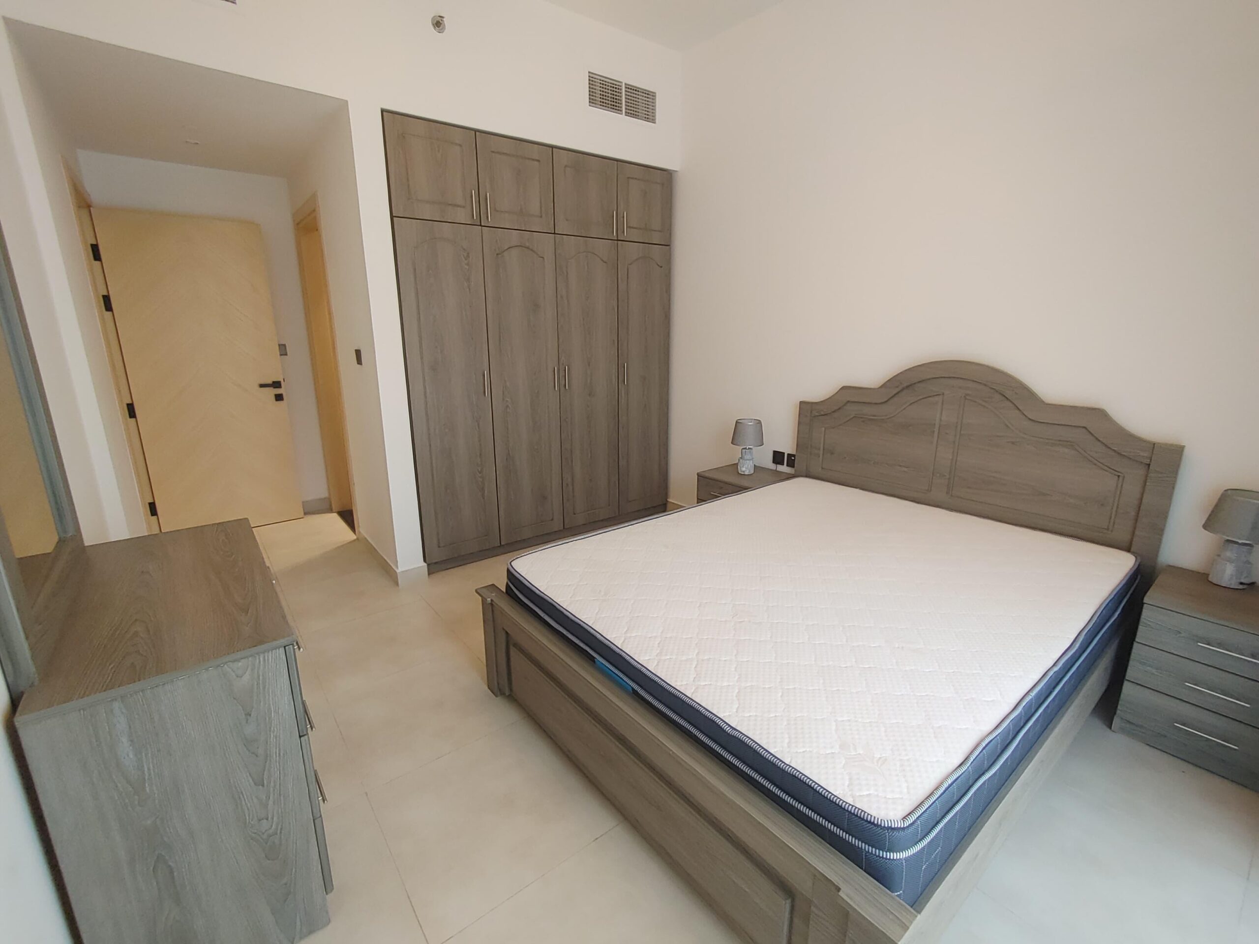 82aa8f4c-576c-4a5c-b4d8-5349ff0b1d4b