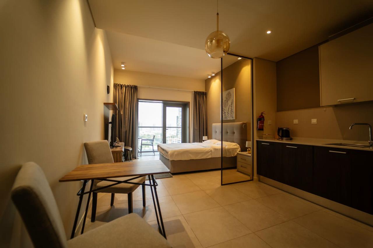 c40e45ce-627a-480b-8dd3-55017e18ba34