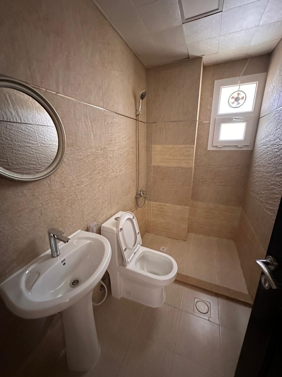 1e761b8d-0800-4659-9a23-a2595e684ca8