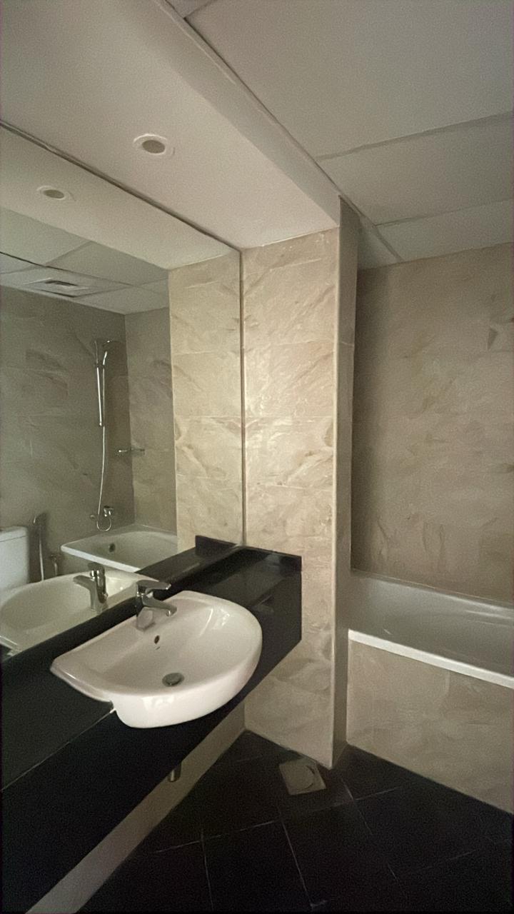 4b5a8d2c-3cd6-4461-95b6-25b4621b6a30-1