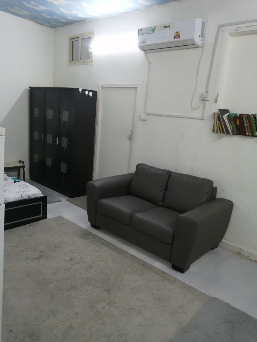 cbe80198-c21b-4c28-8213-a6349b6c7570